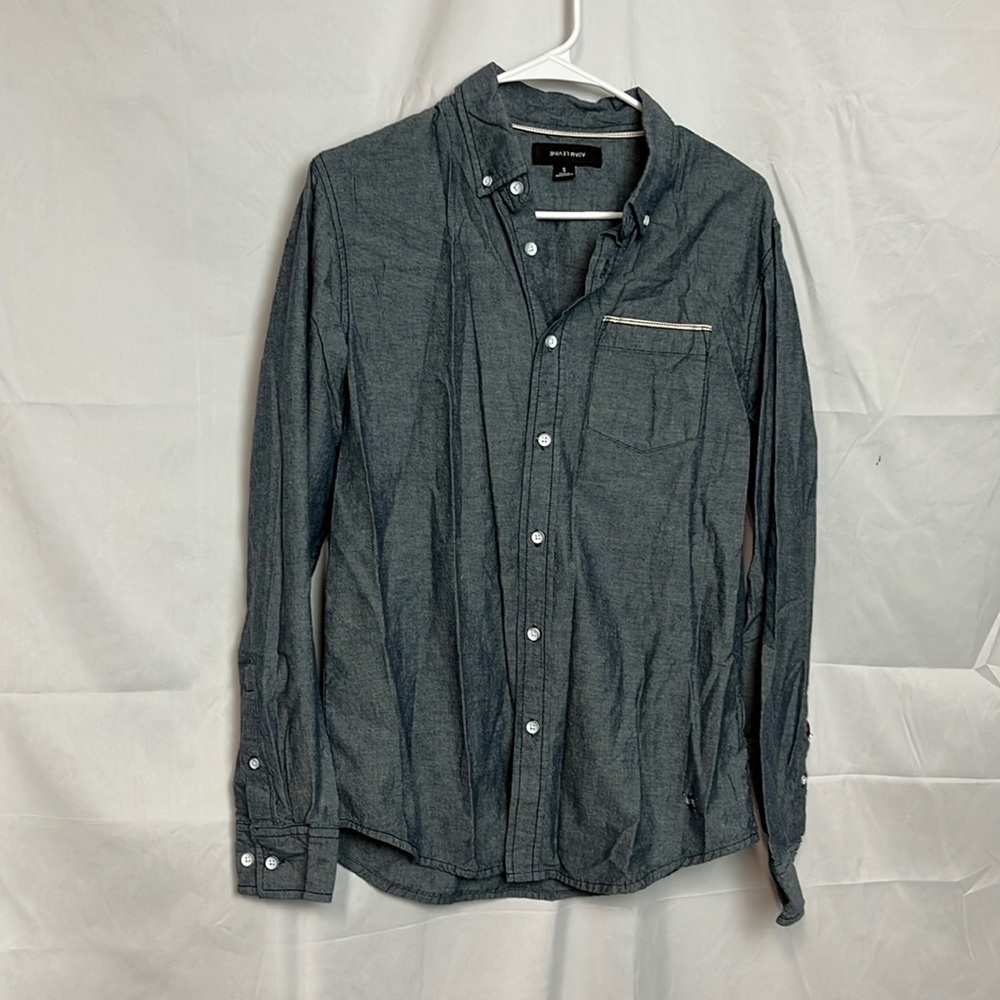 Adam Levine men’s long sleeve button down shirt